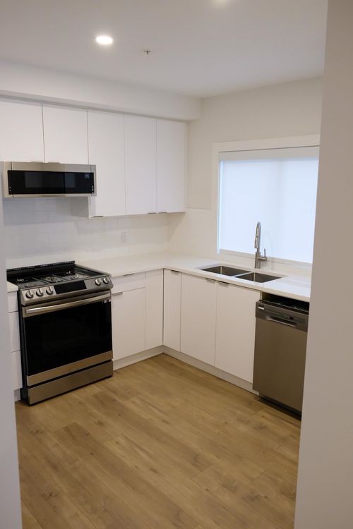 2-12317 Beecher St, Surrey, BC, V4A3A7 | Card Image