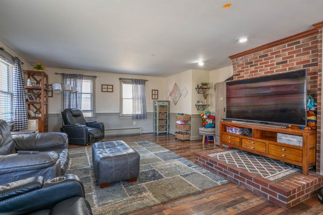 95 Sherwood Forest Rd, House other with 4 bedrooms, 4 bathrooms and null parking in Weare NH | Image 18