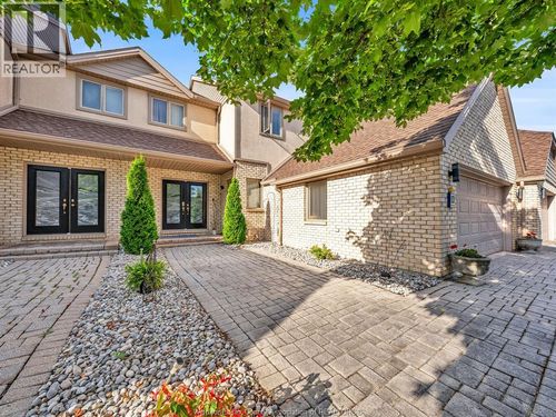 174 Crystal Harbour, Lasalle, ON, N9J3M8 | Card Image