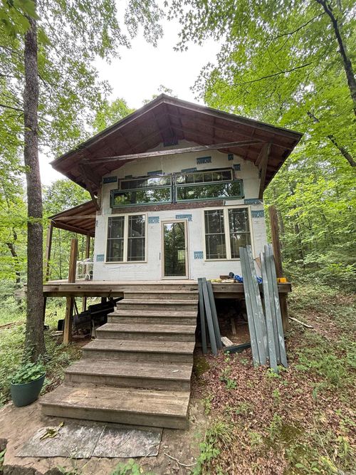113 Wells Dr, Clinton, AR, 72031 | Card Image
