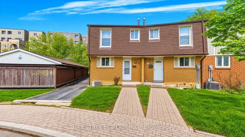 58 Yellow Birchway, Toronto, ON, M2H2T3 | Card Image