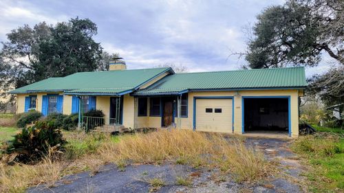 1105 Clipson Rd, Eagle Lake, TX, 77434-1527 | Card Image