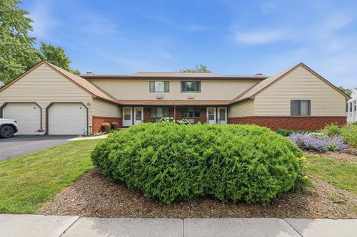 67 University Drive, Fond Du Lac, WI, 54935 | Card Image