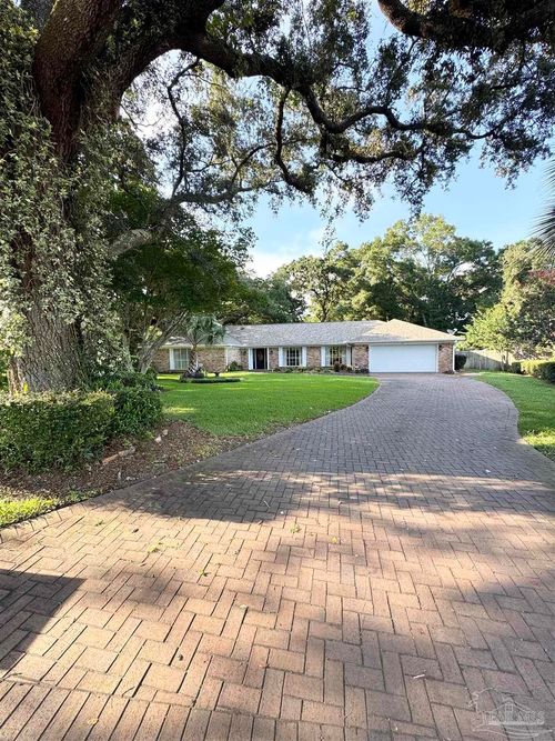 6740 Bunker Hill Cir, Pensacola, FL, 32506-5736 | Card Image