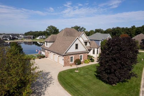 51095 Chatham Ridge Dr, South Bend, IN, 46637-6041 | Card Image