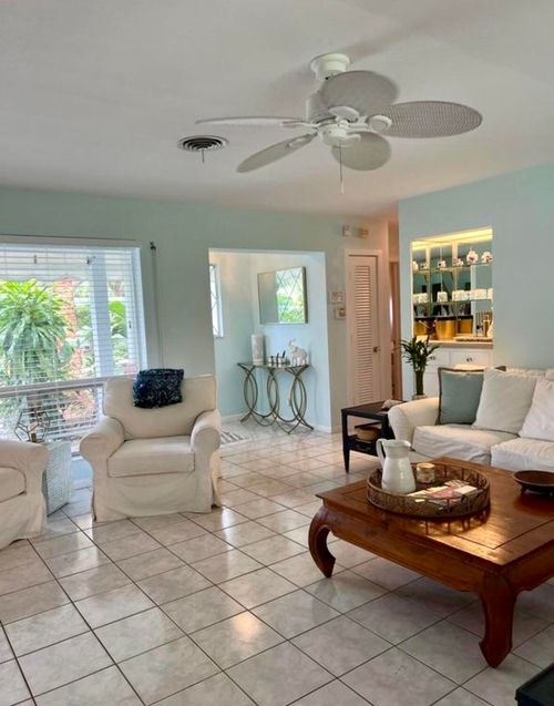 301 Sw 8th Ter, Boca Raton, FL, 33486-4645 | Card Image
