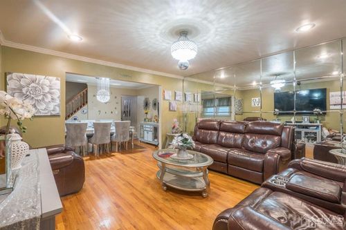 25 E 50th St, Bayonne, NJ, 07002-4114 | Card Image