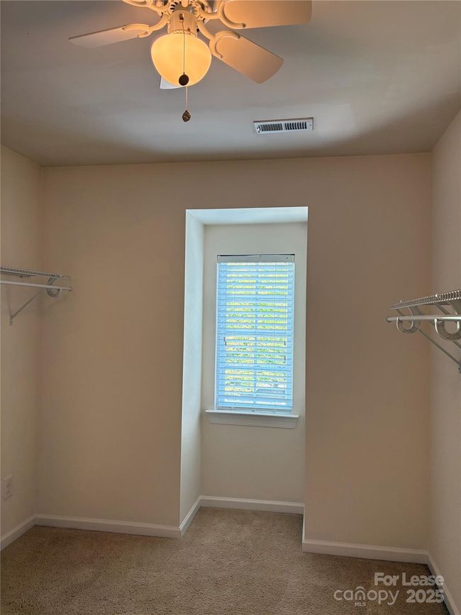 Primary Closet 1 | Image 19