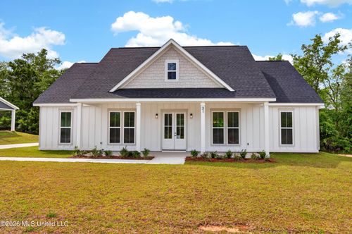 31 Shadow Wood Drive, McHenry, MS, 39561 | Card Image