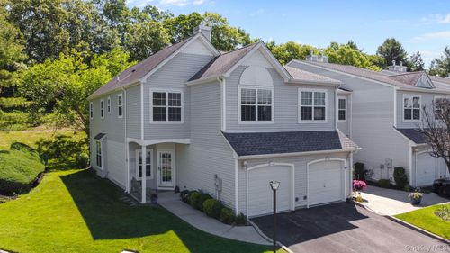 213 Windward Ct N, Port Jefferson, NY, 11777-2333 | Card Image
