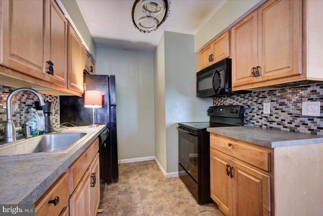 APT-103 - 2539 Jenkintown Rd, Townhouse with 2 bedrooms, 2 bathrooms and null parking in GLENSIDE PA | Image 6