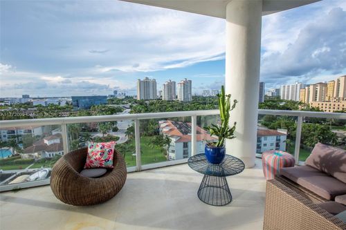 apt-21002-3131 Ne 188th St, Aventura, FL, 33180-2779 | Card Image