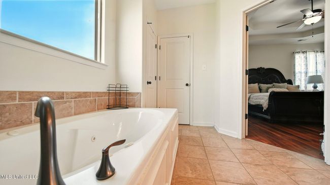 57-web-or-mls-DSC06876 Jared Evans | Image 39
