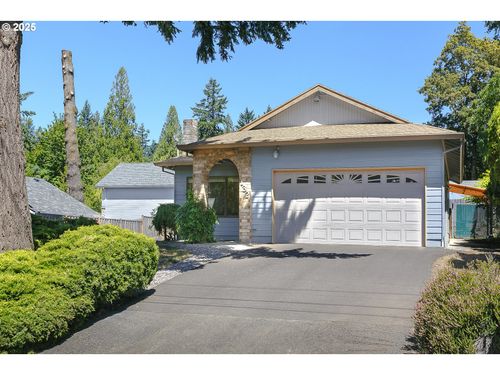 132 Se 214th Ave, Gresham, OR, 97030-8450 | Card Image