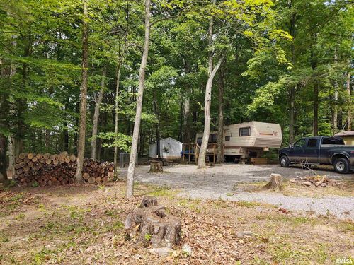 315 Holland Lane, Vienna, IL, 62995 | Card Image