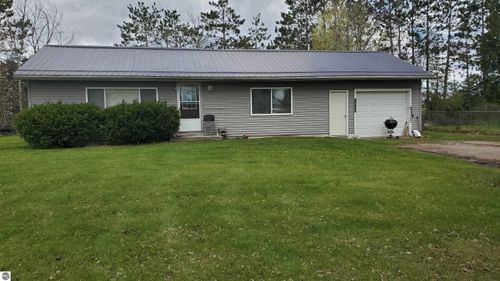 1960 S Winn Rd, Mt. Pleasant, MI, 48858-9686 | Card Image