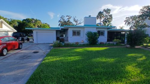 106 Yacht View Ln, Fort Pierce, FL, 34946-1814 | Card Image