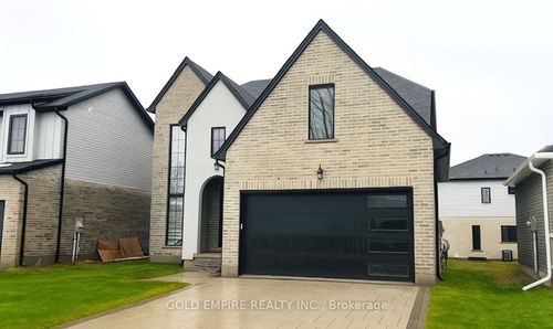 74 Church St, Exeter, ON, N0M1S3 | Card Image