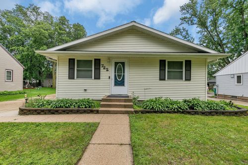722 E 4th St, Litchfield, MN, 55355-2324 | Card Image