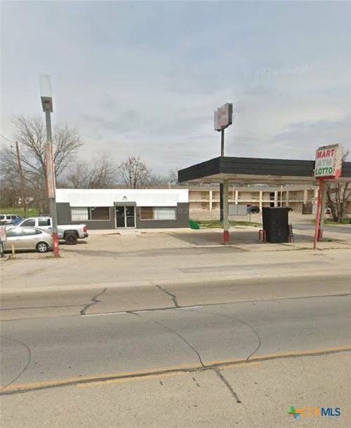 519 W Veterans Memorial Blvd, Killeen, TX, 76541-6917 | Card Image