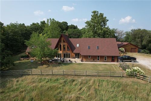 12204 S Bynum Rd, Lone Jack, MO, 64070-9507 | Card Image