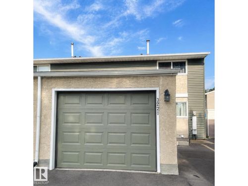 3221 132a Ave Nw, Edmonton, AB, T5A3K4 | Card Image