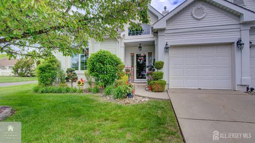 1 Kingston Ct, Monroe, NJ, 08831-2683 | Card Image