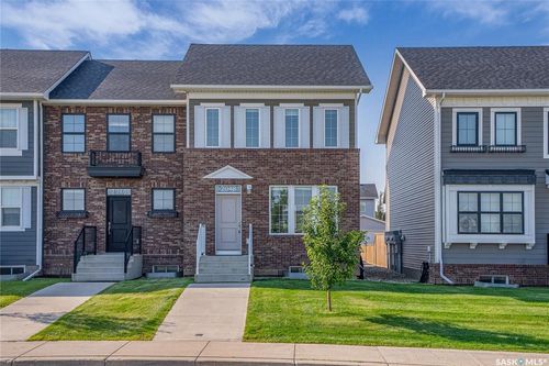 2048 Brighton Common, Saskatoon, SK, S7V0N9 | Card Image