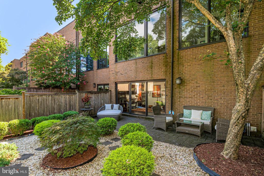 Willow St, Princeton, NJ 08542