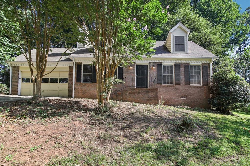 Sundale Dr, Lawrenceville, GA 30046