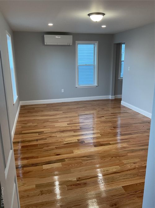 2-46 S 12th Ave, Mount Vernon, NY, 10550-2913 | Card Image