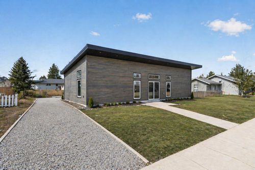 14-320 7 Ave Ne, Three Hills, AB, T0M | Card Image