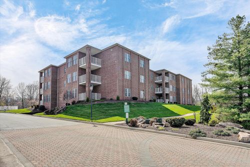 apt-209-3025 Mcvitty Forest Dr, Roanoke, VA, 24018-3566 | Card Image