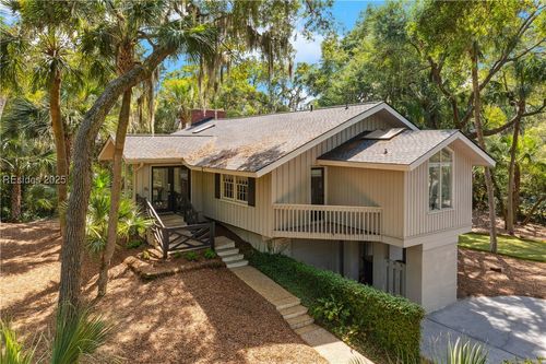 4 S Beach Ln, Hilton Head Island, SC, 29928-5607 | Card Image