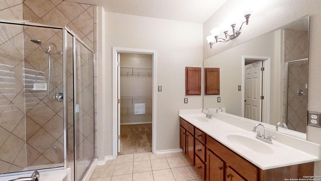 545 Triple Crown, House other with 4 bedrooms, 4 bathrooms and null parking in Schertz TX | Image 23