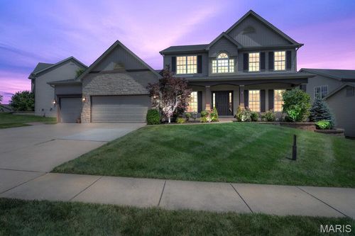 714 Oriental Lily Dr, O Fallon, MO, 63366-7689 | Card Image