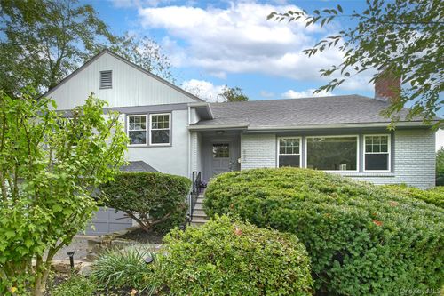 520 Bleeker Ave, Mamaroneck, NY, 10543-4510 | Card Image