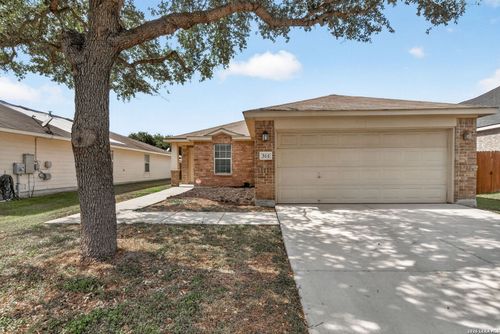 368 Wagon Wheel Way, Cibolo, TX, 78108-3772 | Card Image