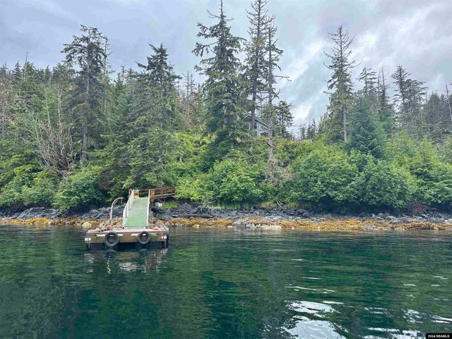 L13 B1 Middle Island, House other with 2 bedrooms, 2 bathrooms and null parking in Sitka AK | Image 19