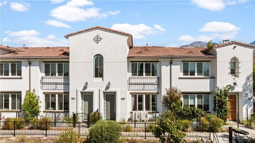 1018 Shiba Court, Upland, CA, 91786 | Card Image