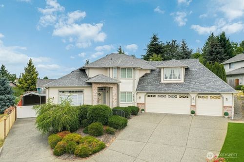 7403 78th St Ne, Marysville, WA, 98270-7828 | Card Image