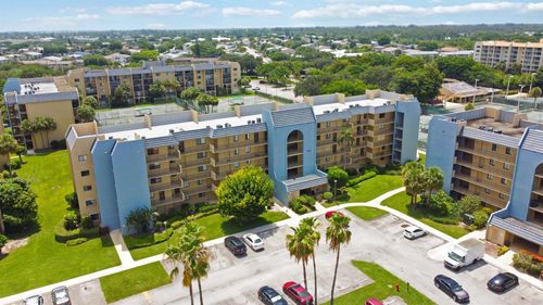 204-2820 Tennis Club 204 Drive, West Palm Beach, FL, 33417 | Card Image