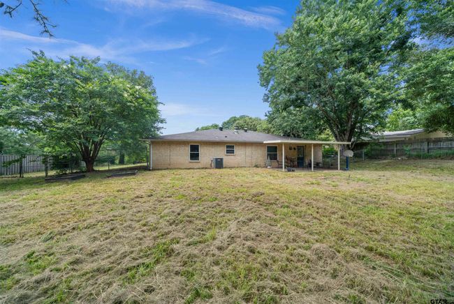 17607 Kristopher Cir, House other with 3 bedrooms, 2 bathrooms and null parking in Whitehouse TX | Image 13