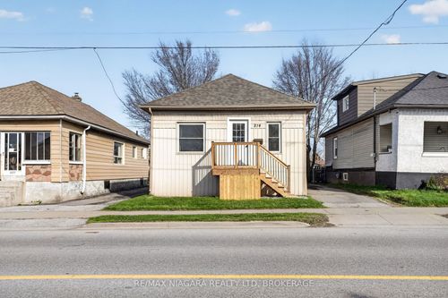 214 Niagara St, St. Catharines, ON, L2M4V4 | Card Image