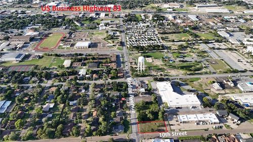 907 E 10th St, Weslaco, TX, 78596 | Card Image