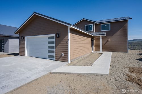 unit-6-660 E Dewberry Ave, Omak, WA, 98841-9658 | Card Image