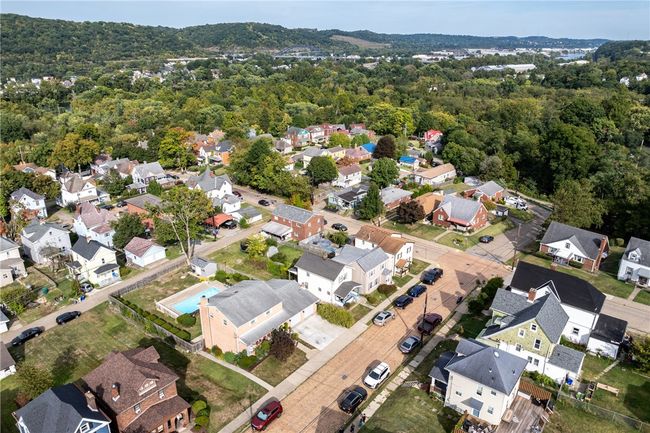1725 Vance Ave, House other with 4 bedrooms, 3 bathrooms and 2 parking in Coraopolis PA | Image 46