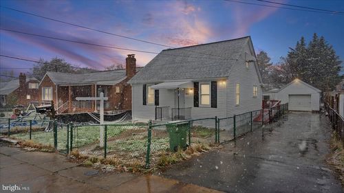 7416 Poplar Ave, BALTIMORE, MD, 21224-3229 | Card Image