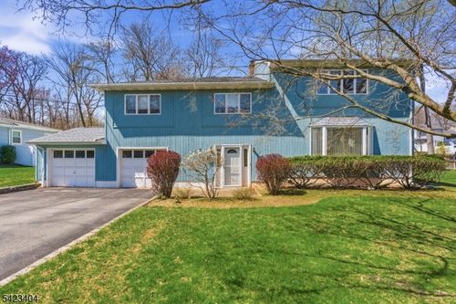 5 Hastings Rd, Morris Plains, NJ, 07950-3024 | Card Image