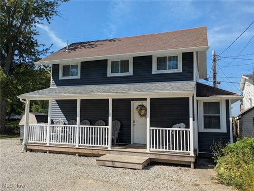 19 Lake Hurst Dr, Ashtabula, OH, 44004-9758 | Card Image